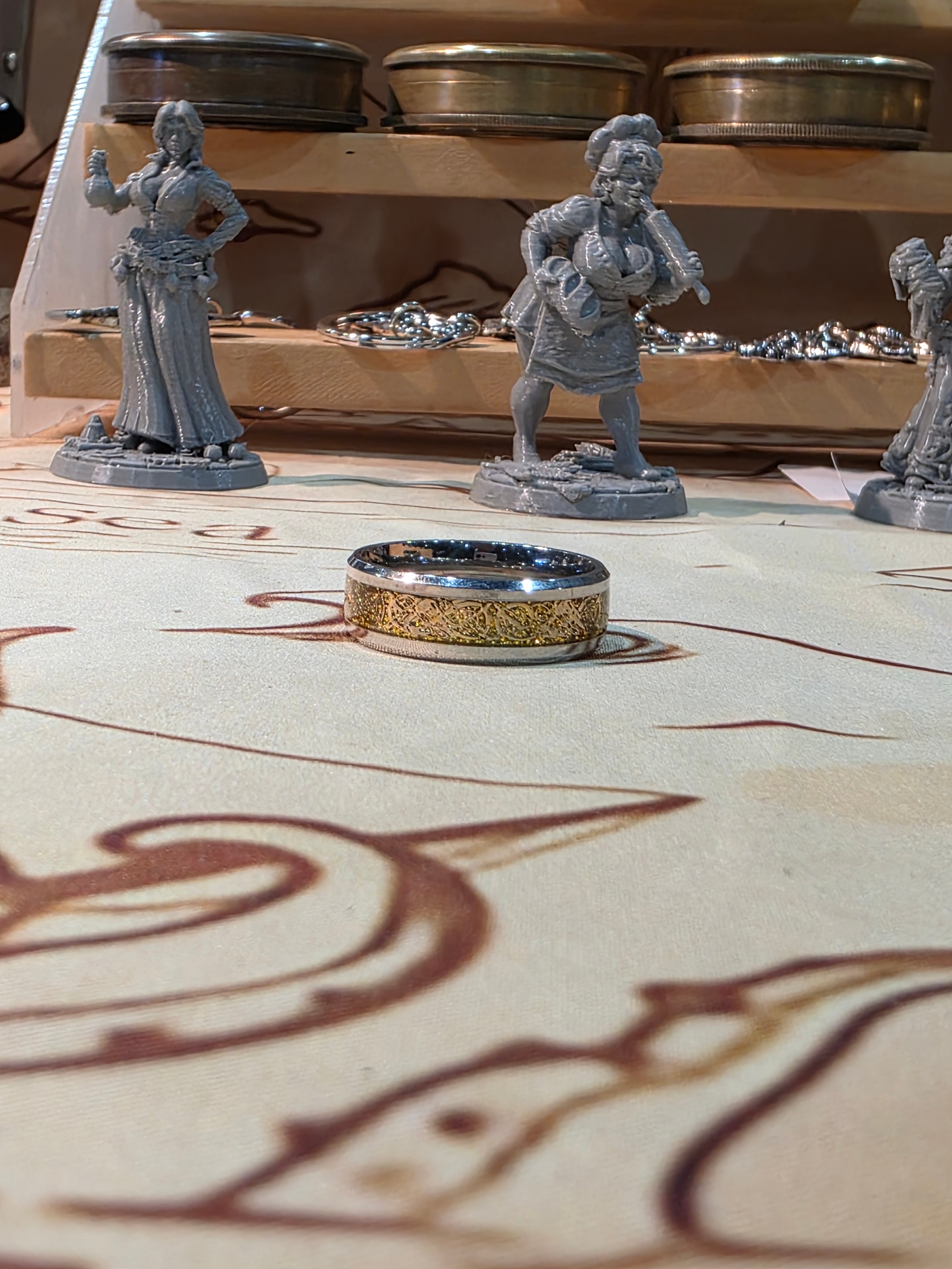 Ring : The Crown of Avalon