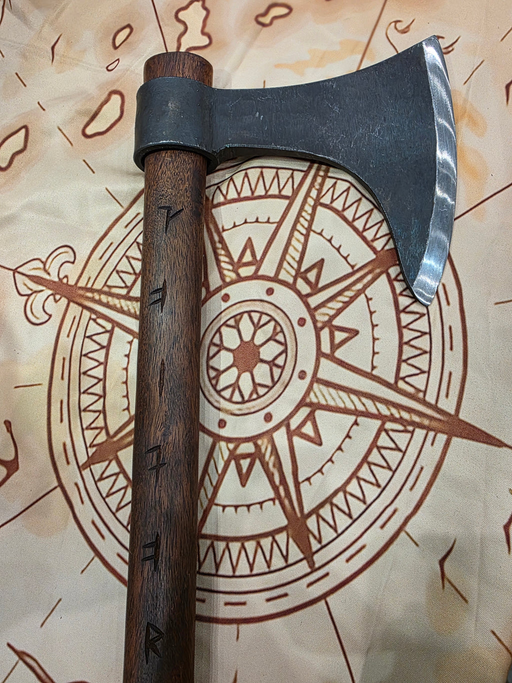 Axe : The Iron Wolf