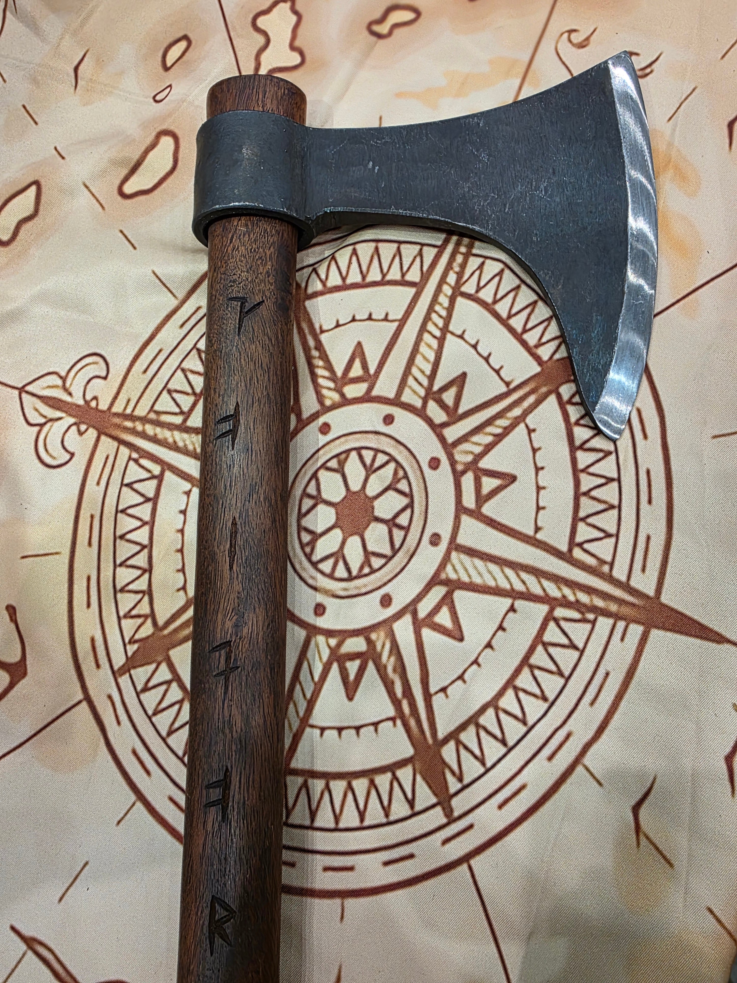 Axe : The Iron Wolf
